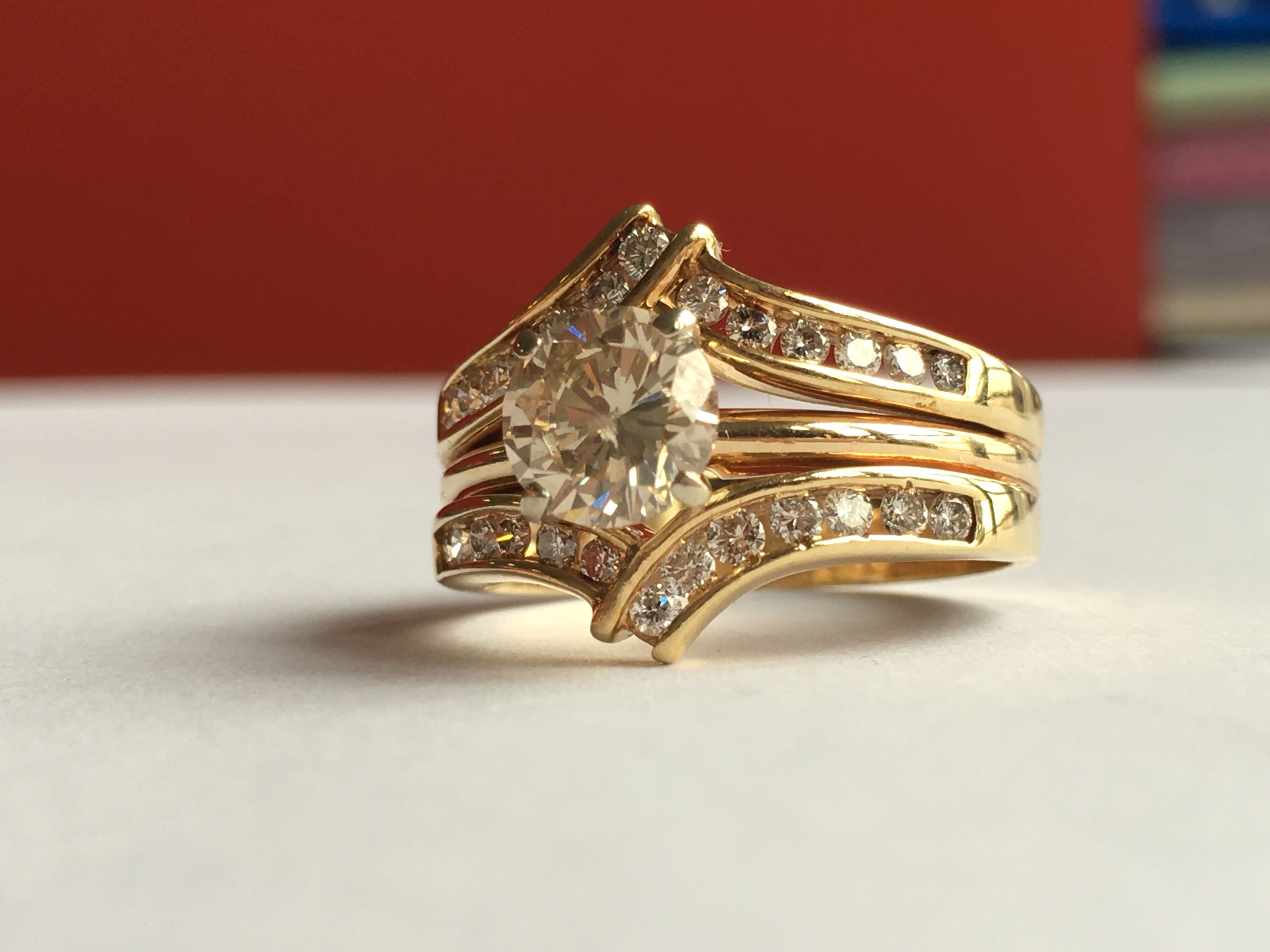 001  14K黃金鑲鑽石戒指